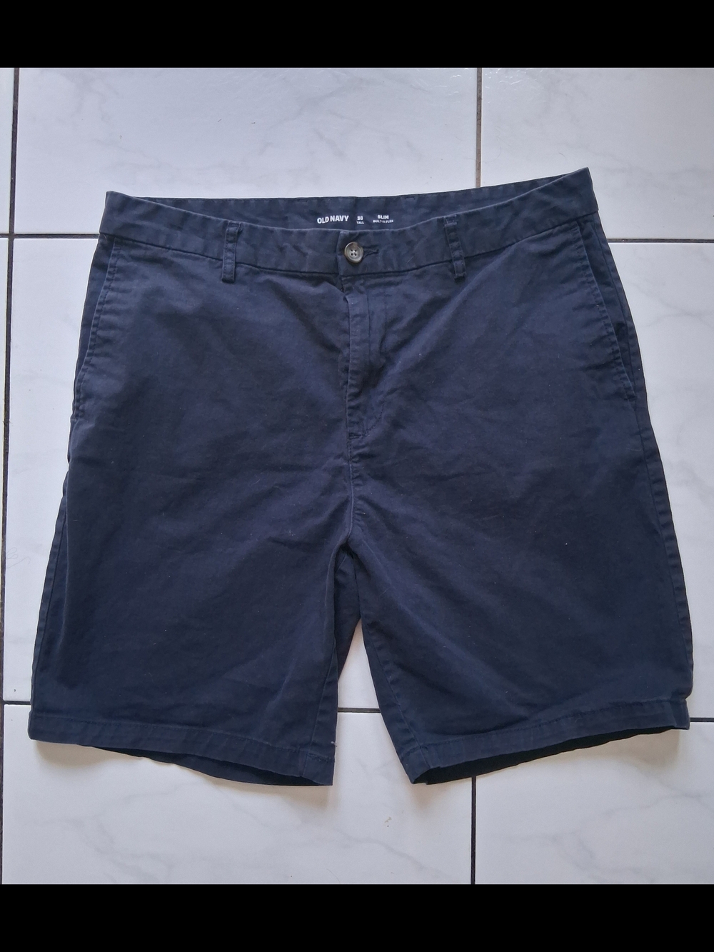 Old Navy Men's Navy Flat-Front Casual Shorts